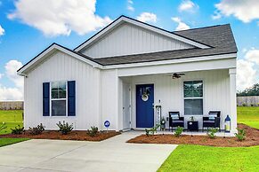 Brand-new Savannah Area Home 15 Mi to Dtwn!
