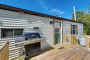Pet-friendly Home w/ Decks & Fire Pit in Perham!