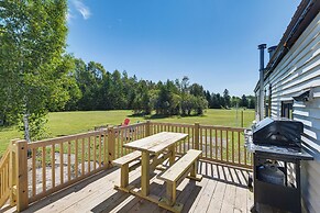 Pet-friendly Home w/ Decks & Fire Pit in Perham!