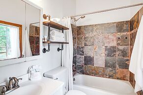 Idaho Family Home ~ 11 Mi to Lake Pend Oreille