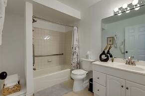 Glenwood Springs Mountain Escape: 5 Mi to Town!