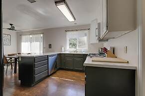 Glenwood Springs Mountain Escape: 5 Mi to Town!