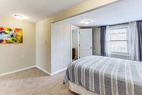 Carlsbad Home ~ 22 Mi to Nat'l Park!