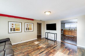 Carlsbad Home ~ 22 Mi to Nat'l Park!