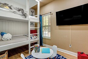Lake Bonham Home: Epic Family Getaway!