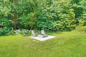 Pet-friendly Berkshires Home: 1 Mi to New Lebanon