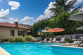 Villa Okra With Pool