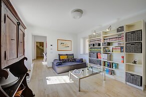 Henry-historic Center 300mt From Lake