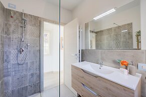 Henry-historic Center 300mt From Lake