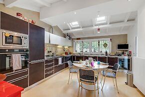 Il Gioiellino Indoor Pool And Sauna