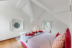 Il Gioiellino Indoor Pool And Sauna