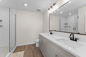 Cactus Blossom Oasis 2 Bedroom Condo