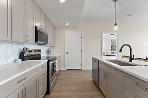 Cactus Blossom Oasis 2 Bedroom Condo