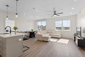 Cactus Blossom Oasis 2 Bedroom Condo