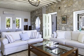 Villa Olivia Clara in Sifnos