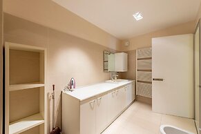 Life View Luxury Apartment