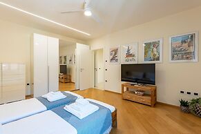Life View Luxury Apartment