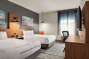 La Quinta Inn & Suites By Wyndham Austin South