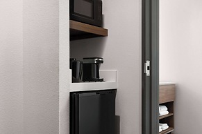 La Quinta Inn & Suites By Wyndham Austin South