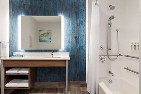 La Quinta Inn & Suites By Wyndham Austin South