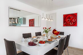 Villa Dolce Vita With Private Pool