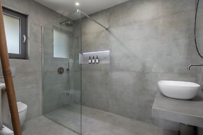 Casa Calme With Spa And Gym