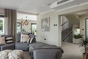 Casa Calme With Spa And Gym