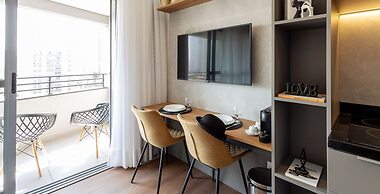 Charlie Wonder Brooklin