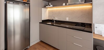 Charlie Wonder Brooklin