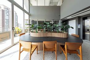 Charlie Wonder Brooklin