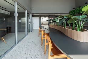 Charlie Wonder Brooklin