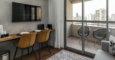 Charlie Wonder Brooklin