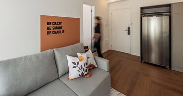 Charlie Wonder Brooklin