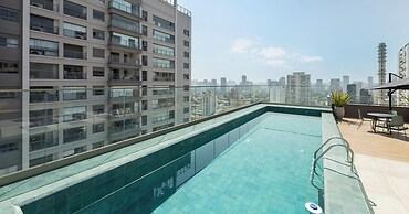 Charlie Wonder Brooklin