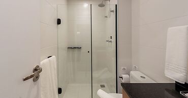 Charlie Wonder Brooklin