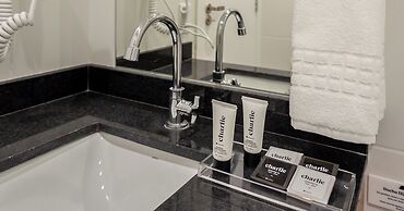 Charlie Wonder Brooklin