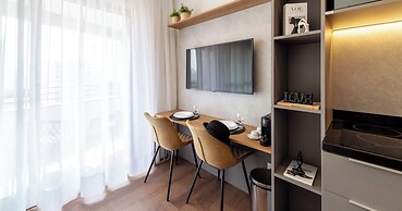 Charlie Wonder Brooklin