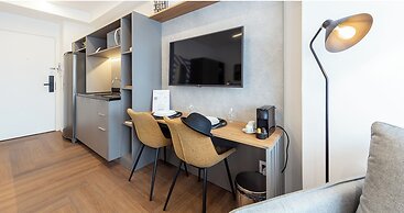 Charlie Wonder Brooklin