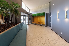 Charlie Wonder Brooklin