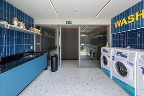 Charlie Wonder Brooklin