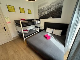 Guest House Residencial REAL