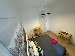 Guest House Residencial REAL