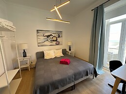 Guest House Residencial REAL