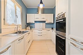 Villa Blue Sphere by Wonderful Italy