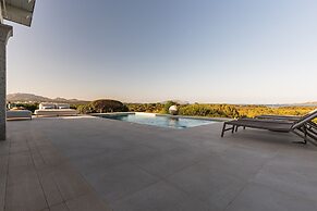 Villa Blue Sphere by Wonderful Italy