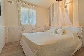 Villa Blue Sphere by Wonderful Italy