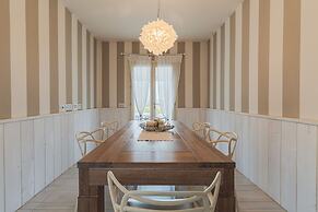 Villa Blue Sphere by Wonderful Italy