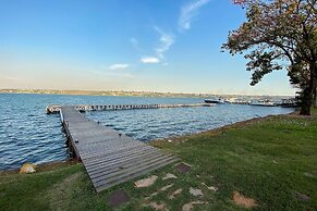 360 Lake View by Ozped