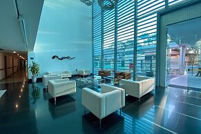 360 Lake View by Ozped