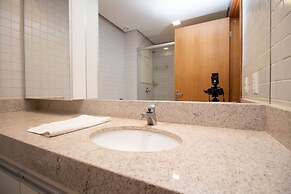 360 Lake View by Ozped